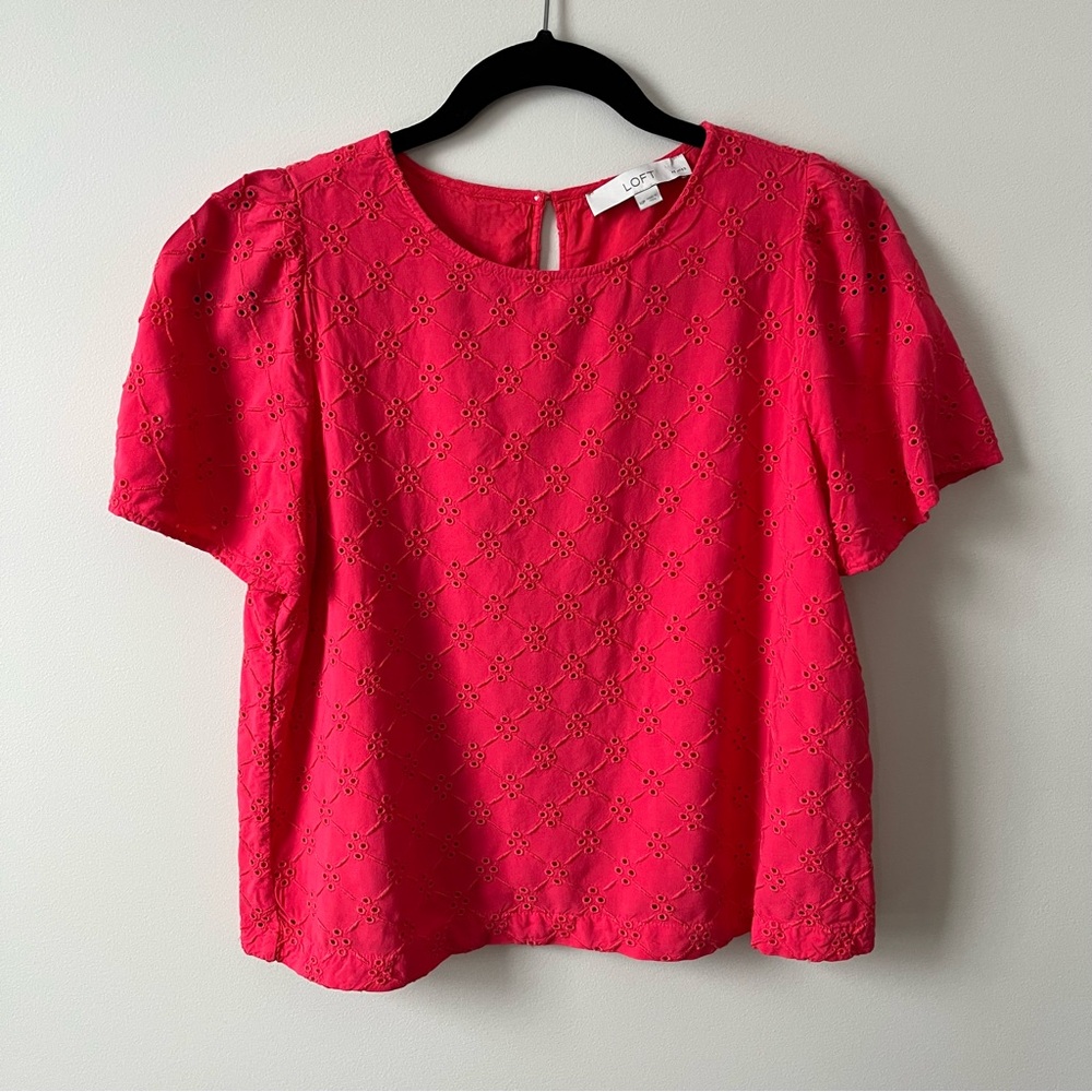 LOFT Eyelet Blouse Bright Pink Embroidered Short Sleeve Top, Size Medium Petite